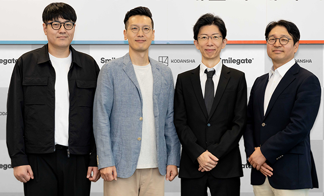 왼쪽부터 이안게임즈 조경주, 박영재 공동대표, 코단샤 후루카와 신 부장, 스마일게이트 홀딩스 메가포트 부문 백영훈 대표. 사진 제공 : 스마일게이트