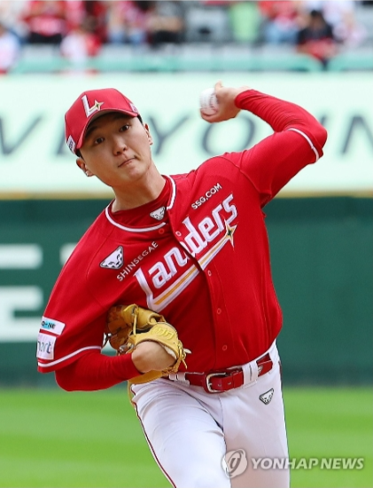 역투하는 SSG 김건우 / 사진=연합뉴스