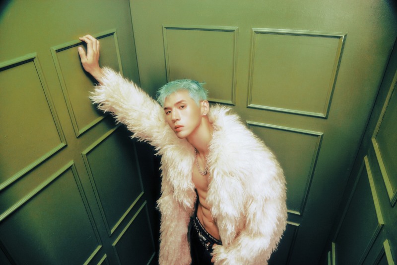 카드 비엠, 두 번째 EP ‘PO:INT’ 콘셉트 포토 공개…‘섹시+치명’ 압도적 존재감