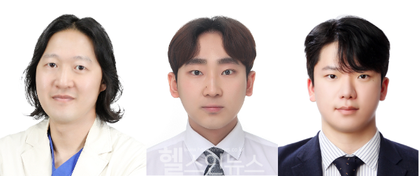 (좌측에서부터) 주민욱 가톨릭대학교 성빈센트병원 정형외과 교수, 이민표‧이제우 가톨릭대학교 의과대학 학생 (사진 제공=성빈센트병원)
