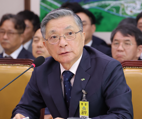 국정감사 참석한 이한준 LH 사장.