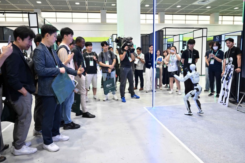 서울경제진흥원, 로봇산업의 중심으로…'2025 서울AI로봇쇼' 성황리에 막 내려