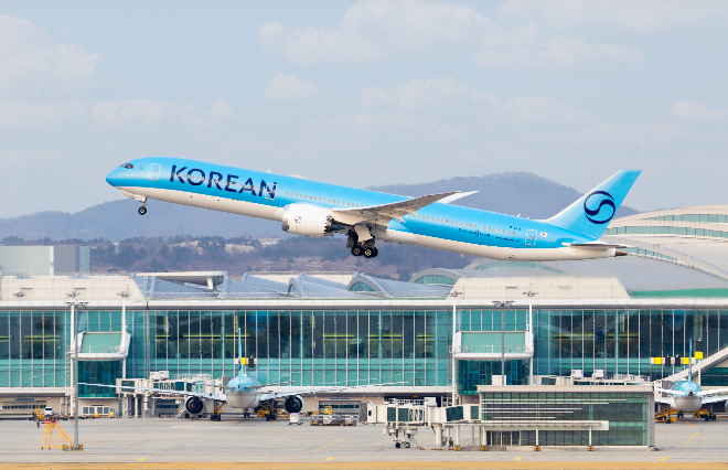 대한항공 B787-10 항공기가 이륙하는 모습 ⓒ대한항공
