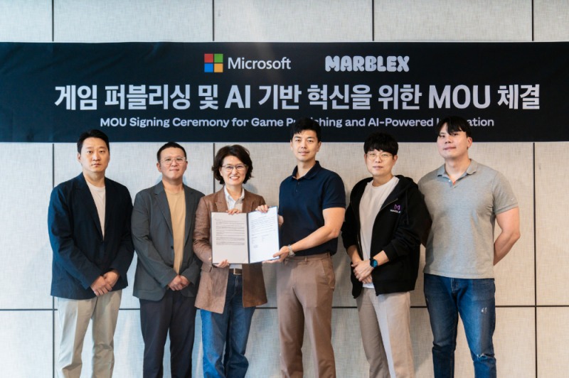 왼쪽부터 한국마이크로소프트 마승재 게임고객사업부 영업대표, 안재훈 게임고객사업부 팀장, 민주홍 게이밍 사업 부문장, 마브렉스 홍진표 대표, 석영민 개발 본부장, 박해진 사업 본부장(제공=마브렉스).