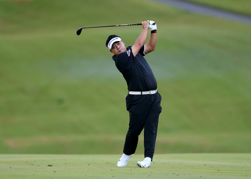 이승택의 KPGA 투어 더 채리티 클래식 1라운드 경기 모습. /KPGA
