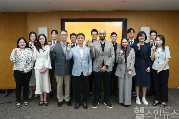 지난달 18일 대웅제약 본사에서 사우디·한국 보건 당국 및 대웅제약 관계자들이 협력 방안을 논의했다. (사진 제공=대웅제약)