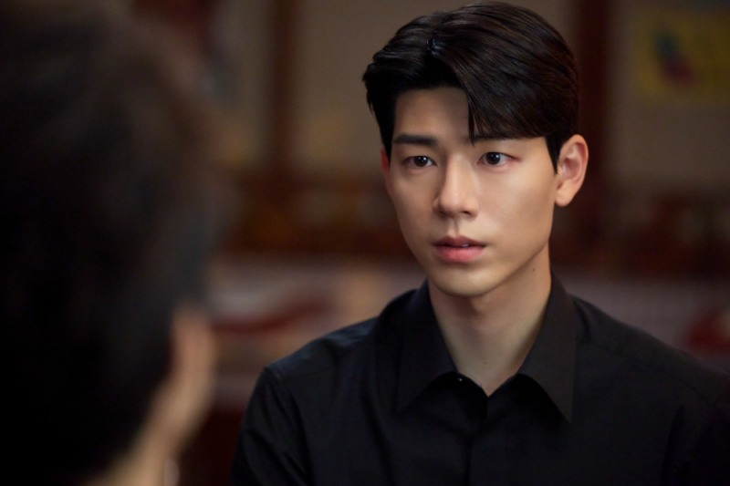 ‘신사장 프로젝트’ 배현성, 한석규 DNA 흡수…냉철함 속 인간미 눈길