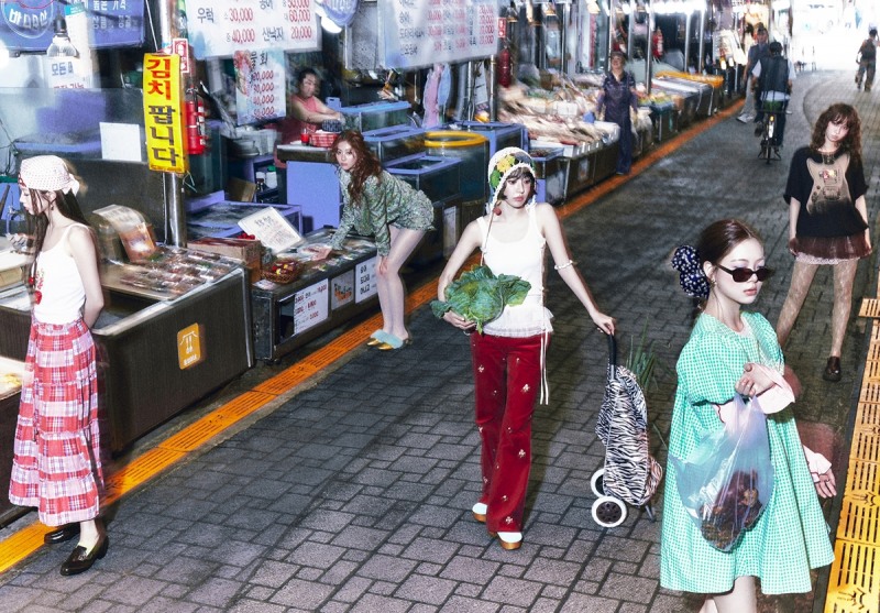르세라핌, 잘하는 음악으로 돌아온다…감칠맛 넘칠 ‘SPAGHETTI’