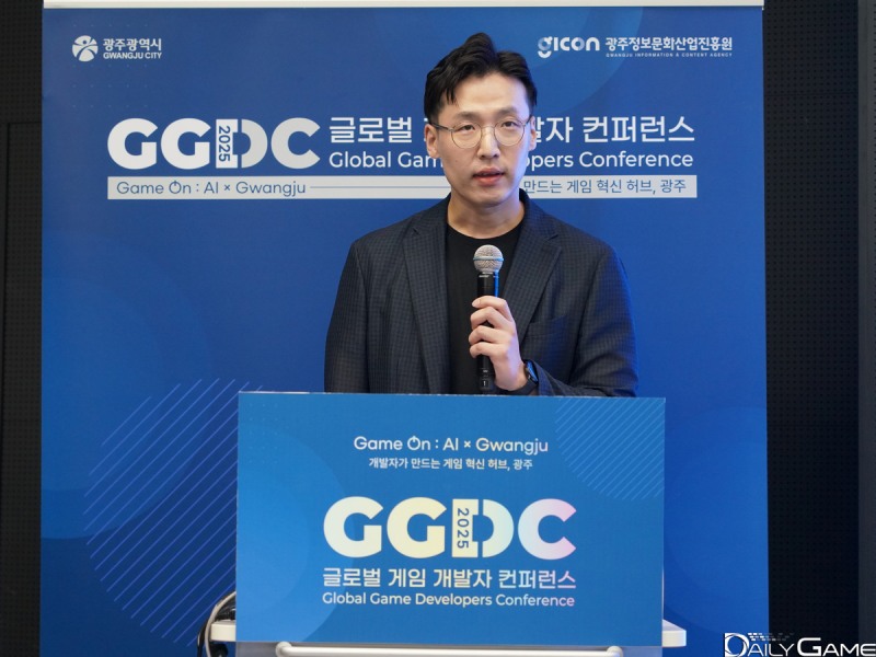 쿵야 IP의 리부트 과정과 성과를 소개한 배민호 대표.