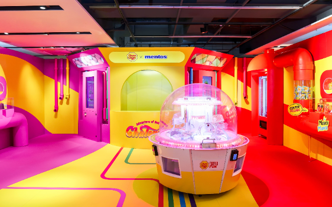 츄파춥스·멘토스, 사워 튜브·필링 베리 굿 출시 기념 팝업스토어 개장