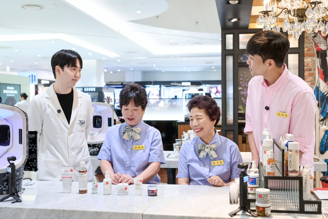 로레알코리아가 국가평생교육진흥원과 함께 성인 학습자의 뷰티 리터러시(Beauty Literacy) 향상을 위한 교육 프로그램을 성공적으로 마쳤다.