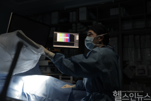 길 건 유웰비뇨의학과 원장