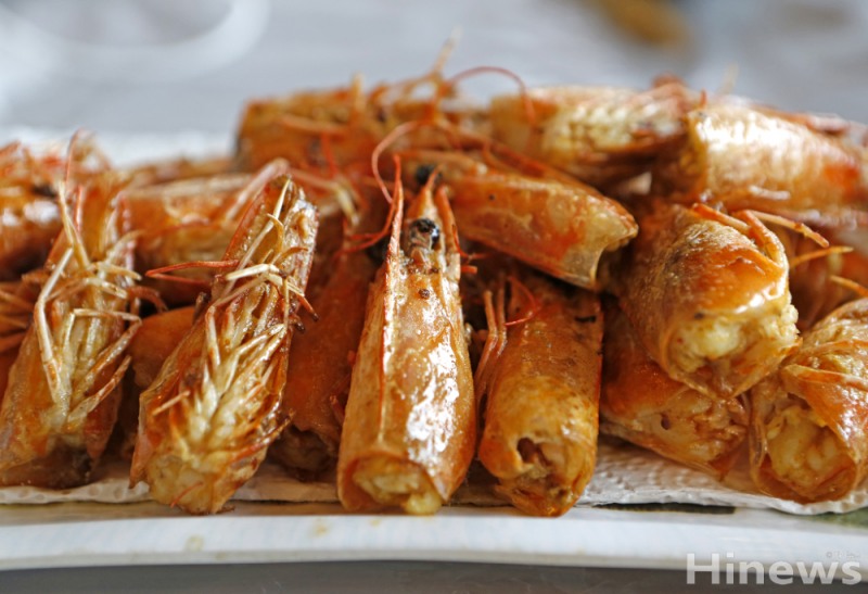 대하 머리에는 타우린, 키토산, DHA 등 영양 성분이 집중되어 있어 머리째 구워 먹으면 간 기능 개선과 두뇌 건강, 피로 회복에 도움이 된다. (이미지제공=클립아트코리아)