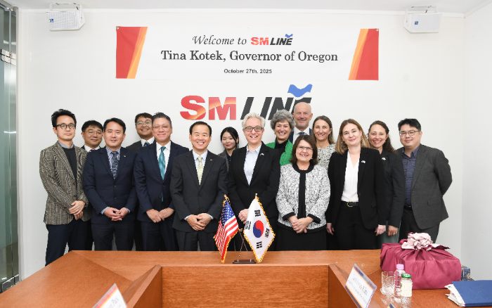 SM상선, 신촌사옥서 美 오리건주 주지사와 지속가능한 해운 협력방안 논의