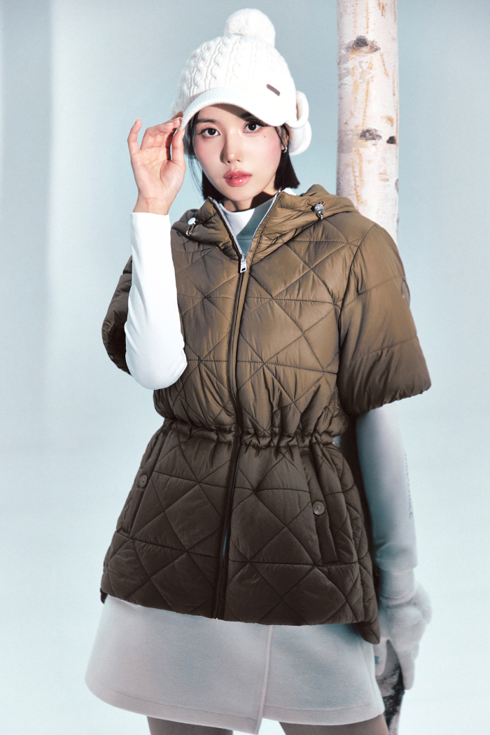 권은비, "눈처럼 맑고 차갑게"… 와이드앵글 겨울 화보서 절정의 우아함