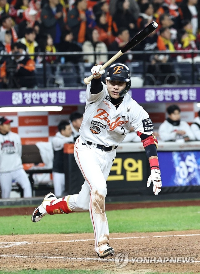 2타점 적시타 치는 한화 심우준 / 사진=연합뉴스