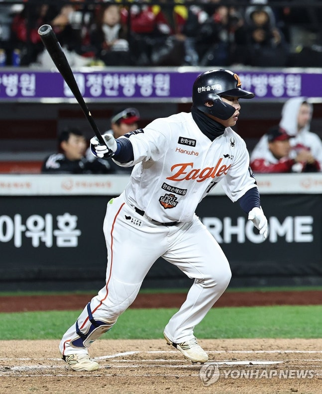 안타 치는 한화 문현빈 / 사진=연합뉴스