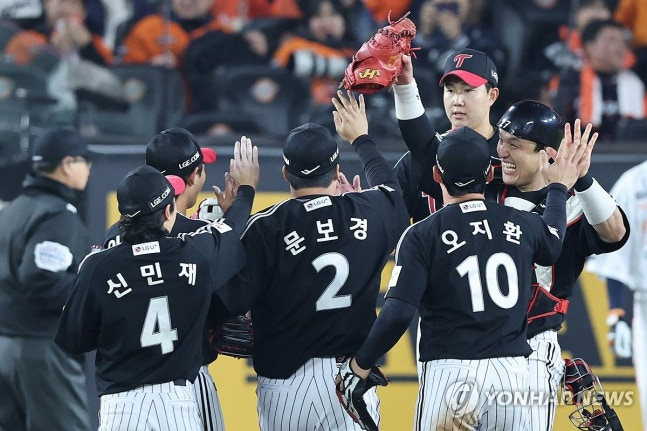 한국시리즈 4차전, LG 역전승으로 마무리 / 사진=연합뉴스