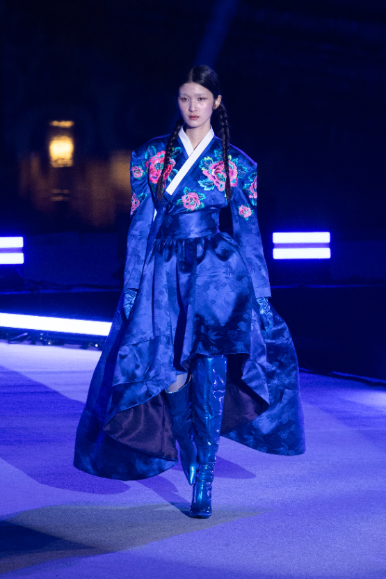 APEC패션쇼, 성료...한복 대표 디자이너 한예종 이진희 교수 등 참가