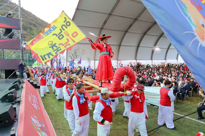 해남미남축제 개막식 퍼레이드. ⓒ 해남군