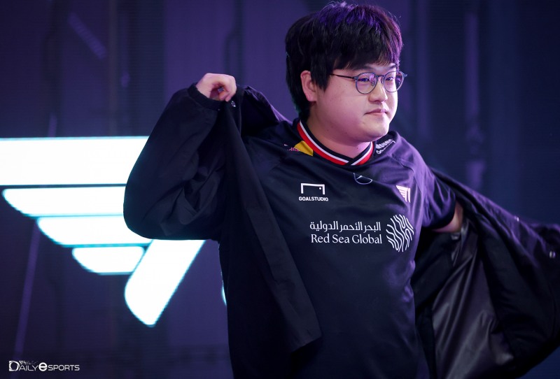 2번의 승부차기를 제압하며 결승 진출을 확정지은 T1 '오펠' 강준호.