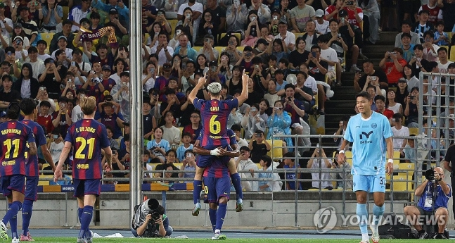 FC바르셀로나와 대구의 경기 장면 / 사진=연합뉴스