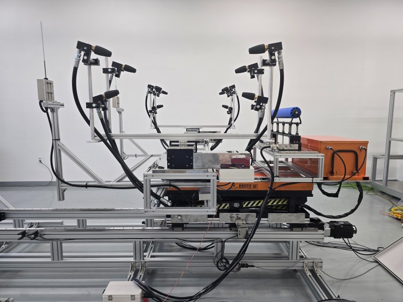 전차선 자동세척 시스템 연구개발 관련 개발품 사진./코레일