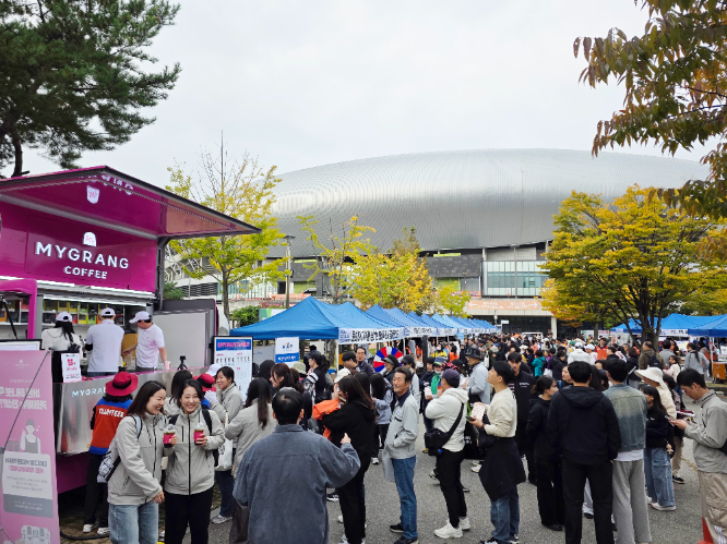 마이그랑, 화성시복지재단과 함께 ‘2025 화성시민 한마음 체육대회’ 커피트럭 기부