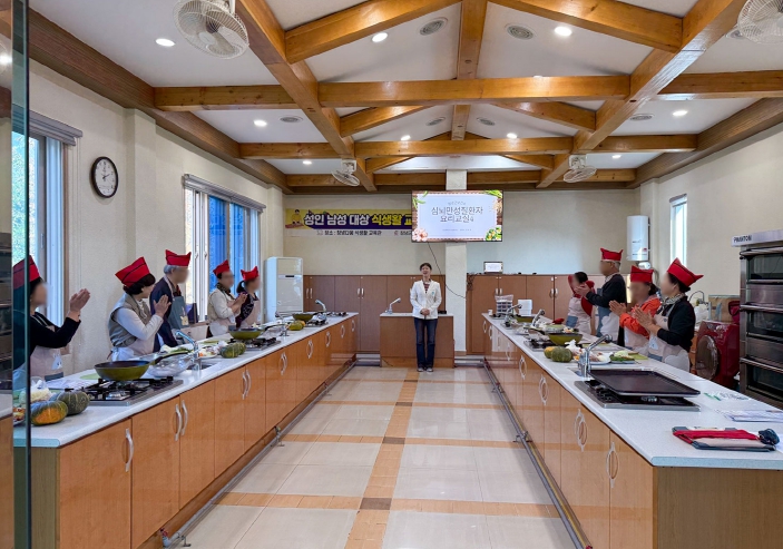 2025년 창녕군보건소 심뇌만성질환자 요리교실 운영 (이미지 제공=창녕군)