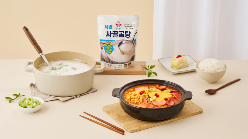 오뚜기가 저염식 트렌드에 맞춰 ‘라이트앤조이 저염 사골곰탕’을 출시했다. (이미지 제공=오뚜기)