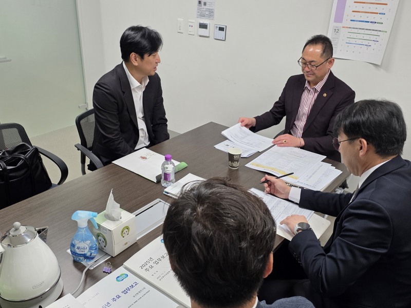 장애인직업재활시설 관련 예산이 대폭 삭감된 문제 논의