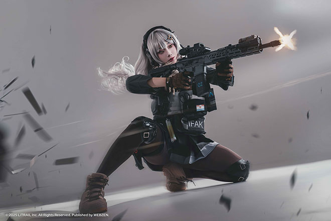 '게이트 오브 게이츠'의 카라 코스프레, 모델 아자 미유코. 자료 제공 : 웹젠