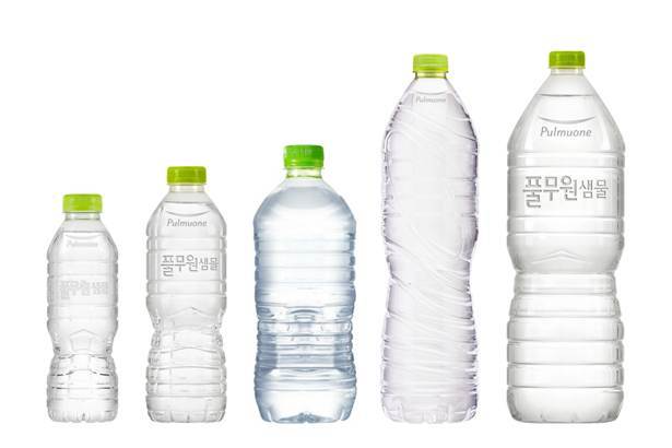 풀무원샘물(330ml, 500ml, 1L, 1.5L, 2L)이 누적 판매 2억 4천만 병을 돌파했다.