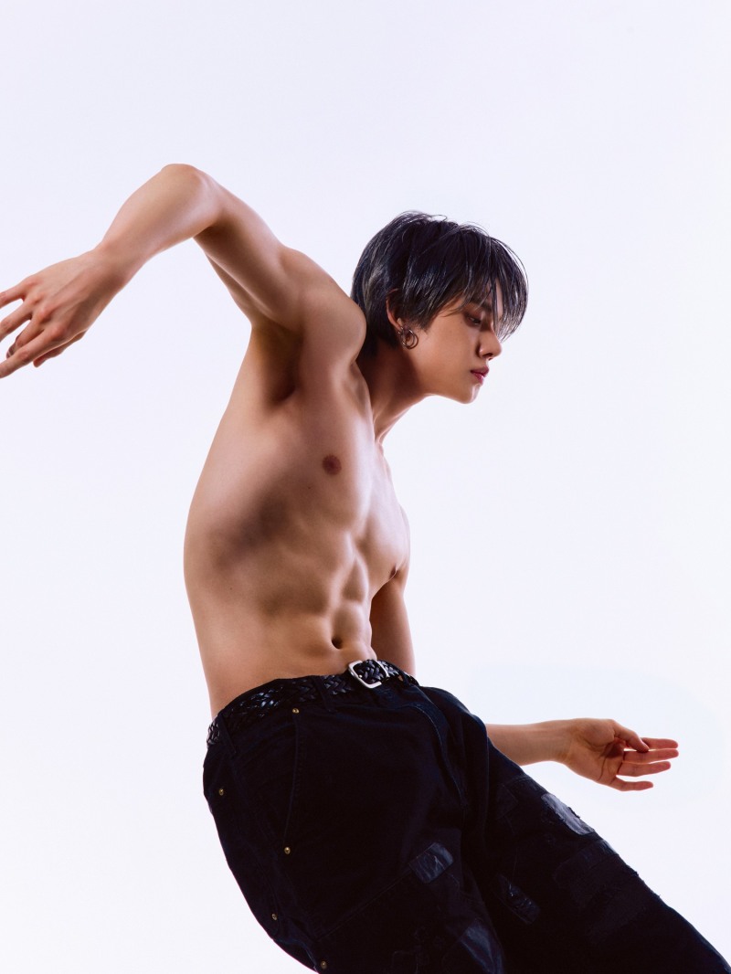 TXT 연준, 美 ‘켈리 클락슨 쇼’ 첫 솔로 출연…타이틀곡 ‘Talk to You’ 무대 선봬