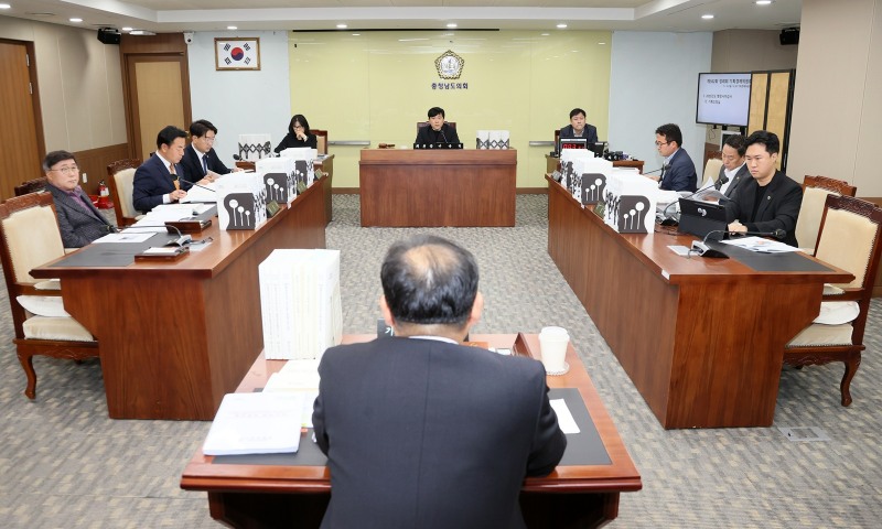 충남도의회 행정사무감사 기획경제위원회 모습 (충남도의회 제공)