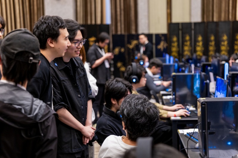 미디어 이벤트 참석자들과 의견을 주고받았다(제공=그리프라인).