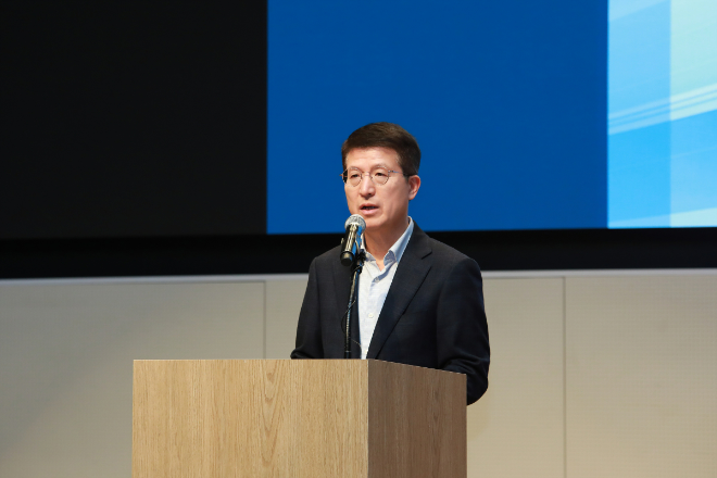 오세철 삼성물산 사장이 지난 11일 서울 강동구 삼성물산 본사에서 열린 '2025 AI Day'에서 환영 축사를 하였다. ⓒ 삼성물산