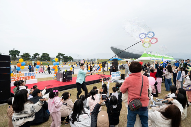 케이워터운영관리, 전국 강문화관 동시 진행 ‘2025 어린이 우리강 그리기대회’ 성료