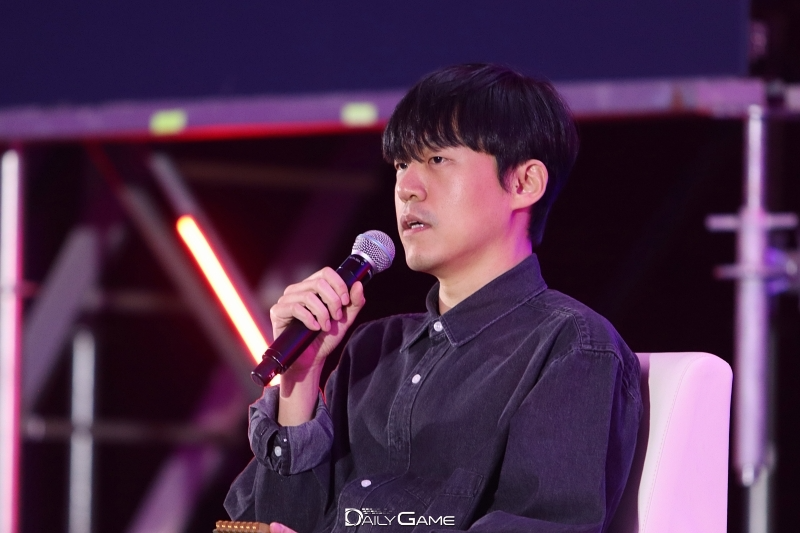 네오위즈 라운드8스튜디오 진승호 디렉터.