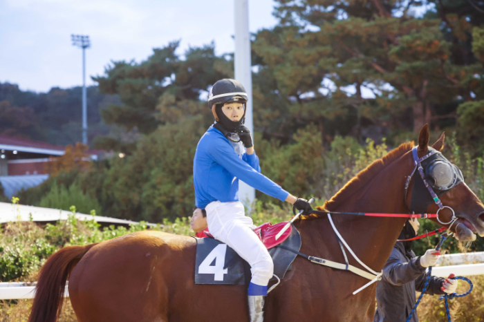 신예의 첫승부터 명장의 500승, 그리고 연승마의 질주까지… 경마계 ‘기록 행진’ 이어져