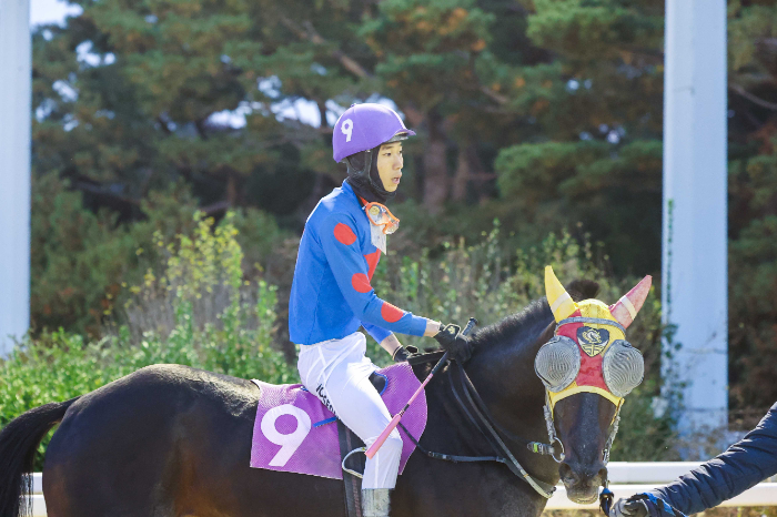 신예의 첫승부터 명장의 500승, 그리고 연승마의 질주까지… 경마계 ‘기록 행진’ 이어져