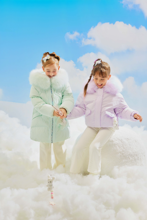 네파키즈, 겨울 감성 ‘25FW 다운 화보’ 공개