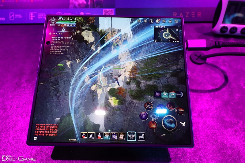 조작 난이도가 높은 비행은 별도 조작없이 자동으로 진행된다.