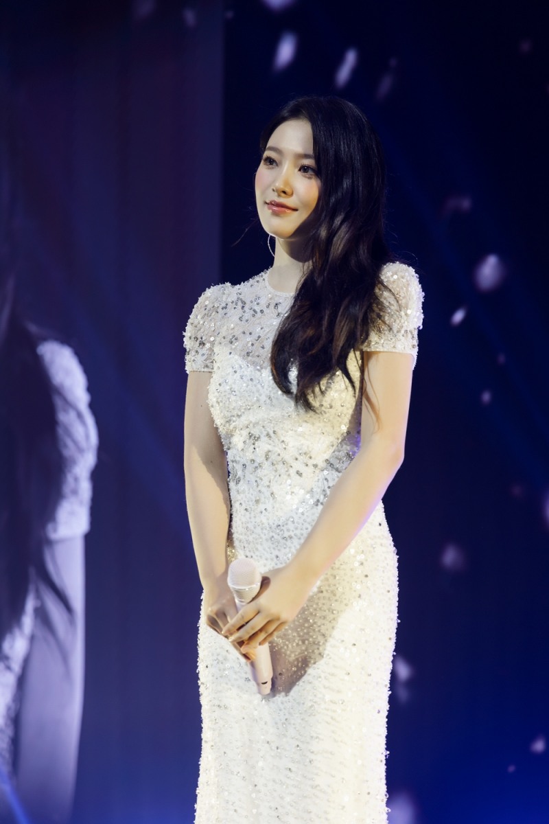 김예림, 홍콩 뜨겁게 달궜다…첫 해외 단독 팬미팅 성료