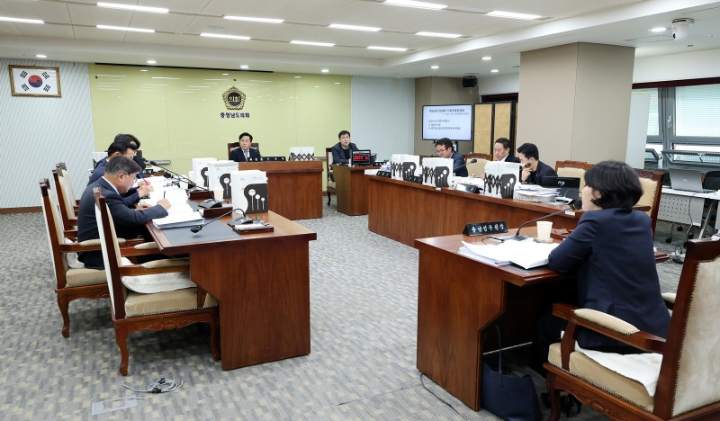 충남도의회 제362회 정례회 행정사무감사 기획경제위원회 사진