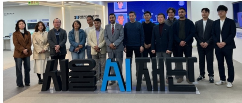 한국의 AI인재는 미국 중국 인도 등에 비해 턱없이 부족한데다 순유출국에 해당하는 것으로 나타났다. 사진=외국 기업들의 서울AI재단 방문, 연합뉴스