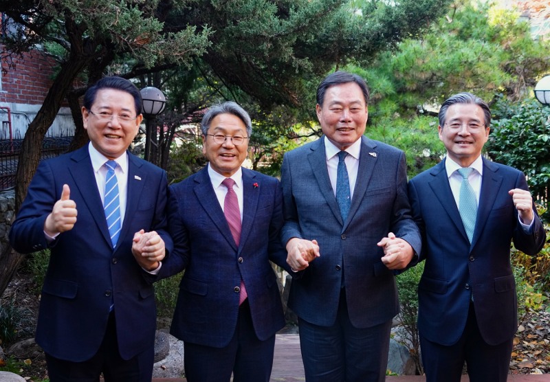 4자 사전협의에 참석한 김영록 전남지사, 강기정 광주시장, 김산 무안군수, 김용범 대통령실 정책실장 (사진제공=무안군)