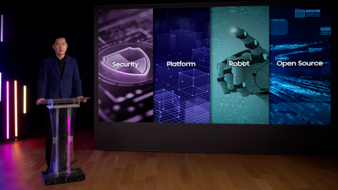 20일 진행된 '삼성 테크 콘퍼런스 2025'에서 전경훈 삼성전자 DX부문 최고기술책임자(CTO) 겸 삼성리서치장(사장)이 환영사를 하고 있다. ⓒ 삼성전자