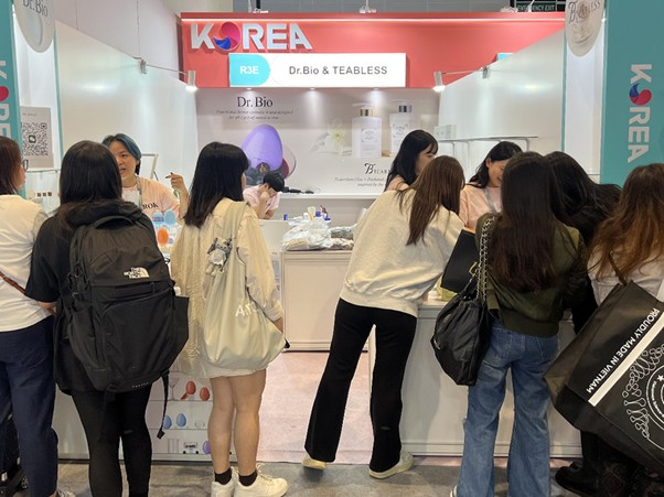 더마 코스메틱 브랜드 닥터바이오(Dr.Bio), 홍콩 코스모프로프 2025 전시회서 미백 앰플크림 선보여