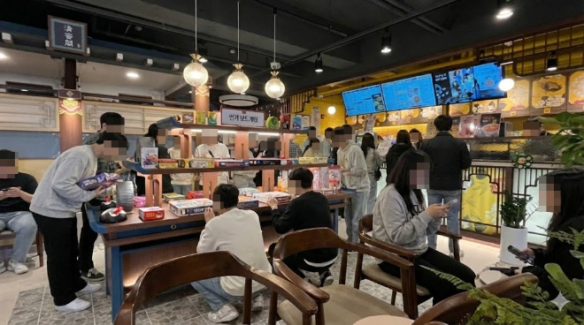 만화카페 브랜드 벌툰이 최근 문을 연 M점을 통해 가맹 사업 성장성을 다시 한 번 입증했다.